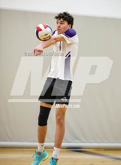 Thumbnail 3 in Regis Groff vs. Discovery Canyon photogallery.