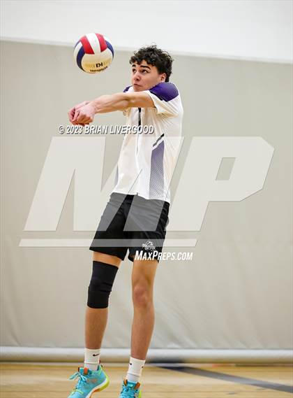 Thumbnail 1 in Regis Groff vs. Discovery Canyon photogallery.