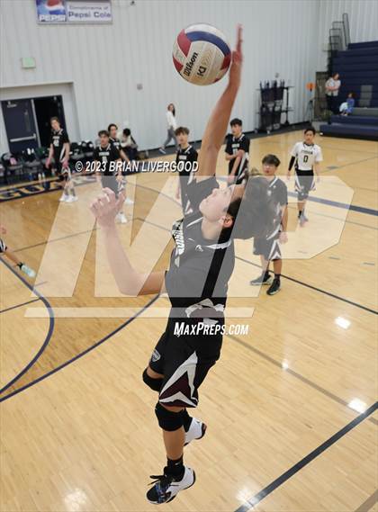 Thumbnail 1 in Regis Groff vs. Discovery Canyon photogallery.