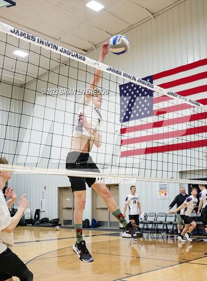 Thumbnail 2 in Regis Groff vs. Discovery Canyon photogallery.