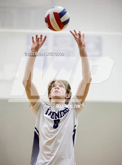 Thumbnail 1 in Regis Groff vs. Discovery Canyon photogallery.