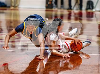 Thumbnail 2 in Bullis @ St. John’s (Capital Hoops Mayhem on Military) photogallery.