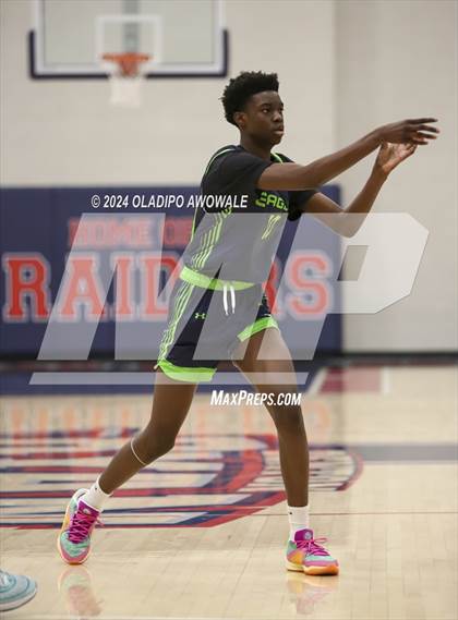 Thumbnail 1 in V.R. Eaton vs. Crandall (Denton Ryan Holiday Showcase) photogallery.