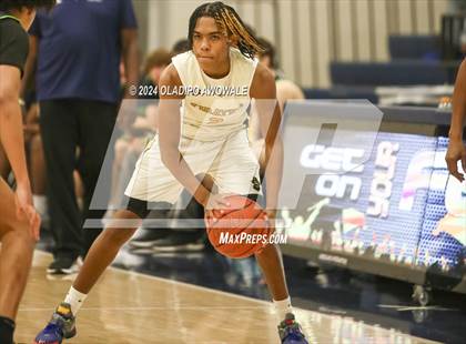 Thumbnail 2 in V.R. Eaton vs. Crandall (Denton Ryan Holiday Showcase) photogallery.