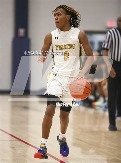 Thumbnail 3 in V.R. Eaton vs. Crandall (Denton Ryan Holiday Showcase) photogallery.