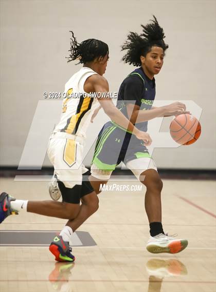Thumbnail 1 in V.R. Eaton vs. Crandall (Denton Ryan Holiday Showcase) photogallery.