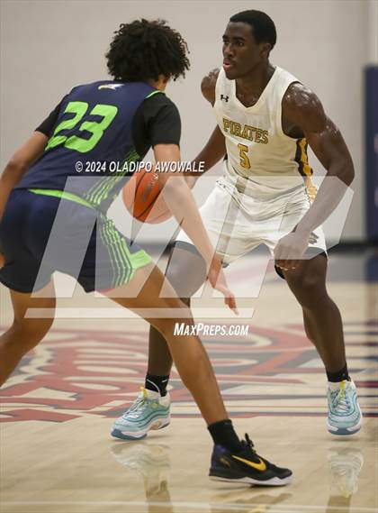 Thumbnail 3 in V.R. Eaton vs. Crandall (Denton Ryan Holiday Showcase) photogallery.