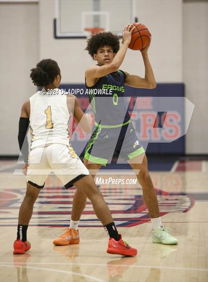Thumbnail 3 in V.R. Eaton vs. Crandall (Denton Ryan Holiday Showcase) photogallery.