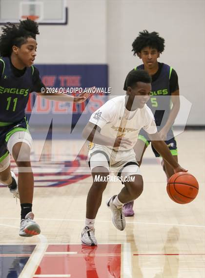 Thumbnail 2 in V.R. Eaton vs. Crandall (Denton Ryan Holiday Showcase) photogallery.