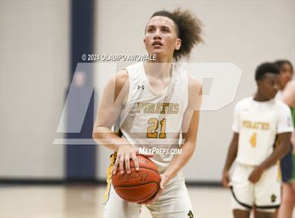 Thumbnail 3 in V.R. Eaton vs. Crandall (Denton Ryan Holiday Showcase) photogallery.