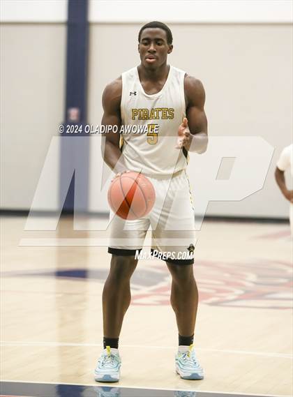 Thumbnail 3 in V.R. Eaton vs. Crandall (Denton Ryan Holiday Showcase) photogallery.
