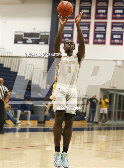 Thumbnail 1 in V.R. Eaton vs. Crandall (Denton Ryan Holiday Showcase) photogallery.