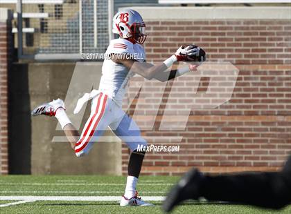 Thumbnail 2 in Notre Dame vs. Baylor (Chattanooga Kickoff Classic) photogallery.