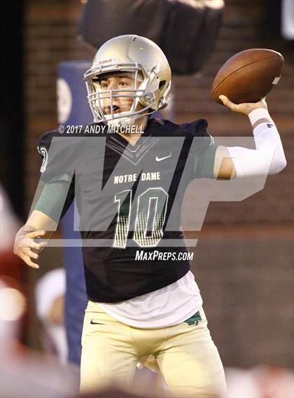 Thumbnail 3 in Notre Dame vs. Baylor (Chattanooga Kickoff Classic) photogallery.