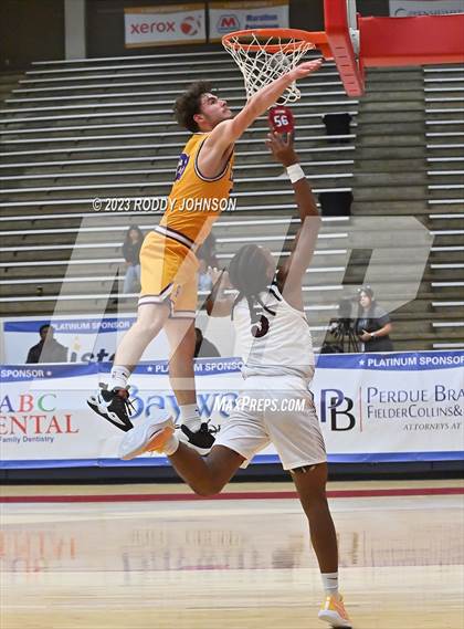 Thumbnail 3 in Richardson vs Summer Creek (McDonald's Texas Invitational) photogallery.