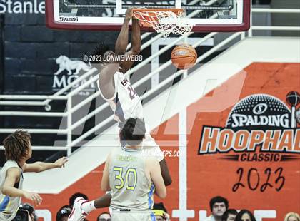 Thumbnail 1 in San Ysidro vs. Christopher Columbus (Spalding Hoophall Classic) photogallery.