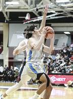 Photo from the gallery "San Ysidro vs. Christopher Columbus (Spalding Hoophall Classic)"