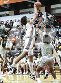 Photo from the gallery "San Ysidro vs. Christopher Columbus (Spalding Hoophall Classic)"