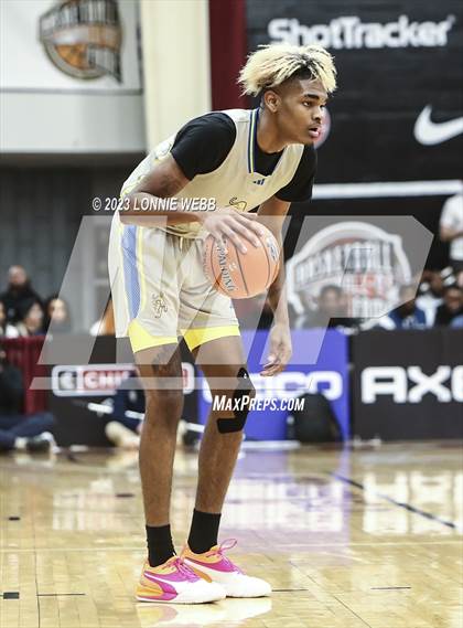 Thumbnail 1 in San Ysidro vs. Christopher Columbus (Spalding Hoophall Classic) photogallery.