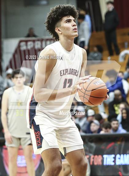 Thumbnail 3 in San Ysidro vs. Christopher Columbus (Spalding Hoophall Classic) photogallery.