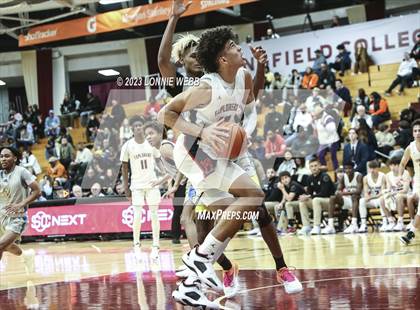 Thumbnail 2 in San Ysidro vs. Christopher Columbus (Spalding Hoophall Classic) photogallery.