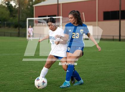 Thumbnail 2 in LaVergne @ Wilson Central photogallery.