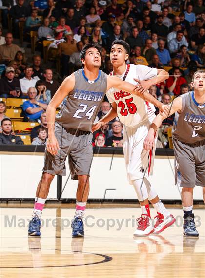 Thumbnail 3 in Denver East vs. Legend (CHSAA 5A Final Four) photogallery.