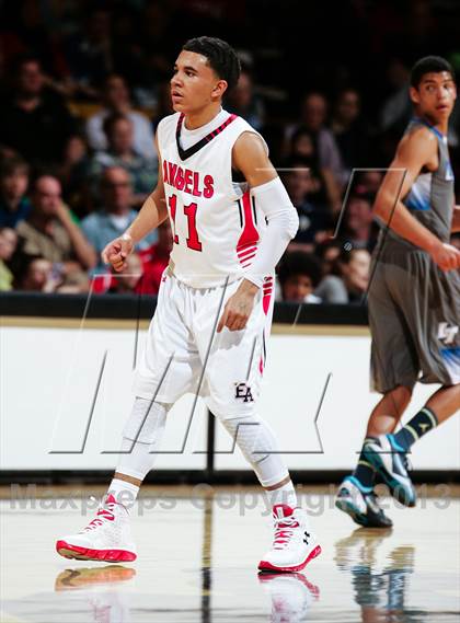 Thumbnail 1 in Denver East vs. Legend (CHSAA 5A Final Four) photogallery.