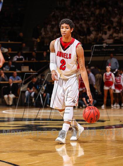 Thumbnail 1 in Denver East vs. Legend (CHSAA 5A Final Four) photogallery.