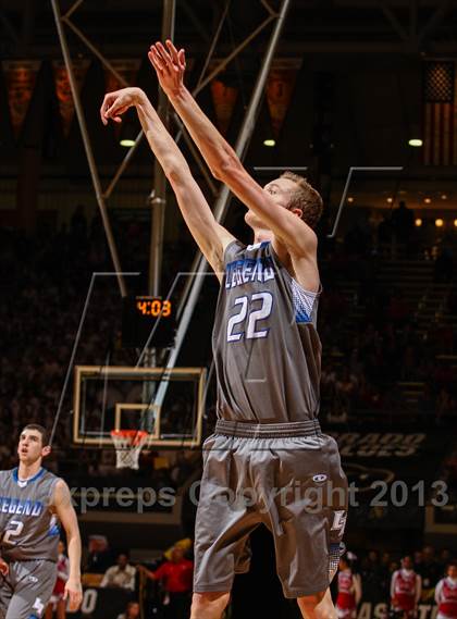 Thumbnail 3 in Denver East vs. Legend (CHSAA 5A Final Four) photogallery.