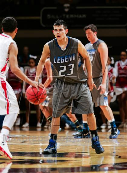 Thumbnail 1 in Denver East vs. Legend (CHSAA 5A Final Four) photogallery.
