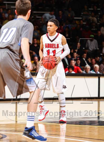 Thumbnail 2 in Denver East vs. Legend (CHSAA 5A Final Four) photogallery.