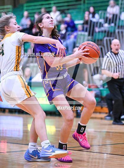 Thumbnail 1 in Maumee @ Clay photogallery.