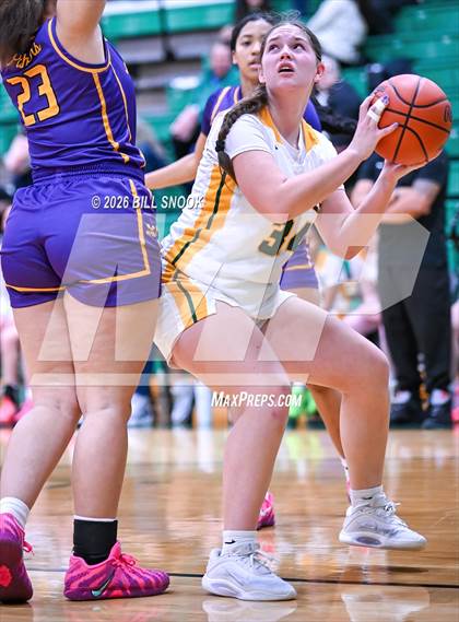 Thumbnail 1 in Maumee @ Clay photogallery.