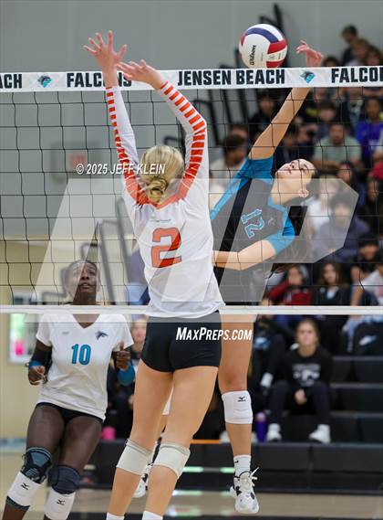 Thumbnail 3 in Lincoln Park Academy vs Jensen Beach (East Coast Challenge) photogallery.