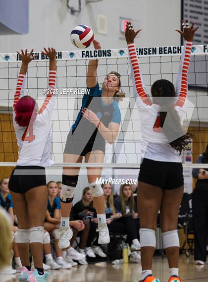 Thumbnail 1 in Lincoln Park Academy vs Jensen Beach (East Coast Challenge) photogallery.