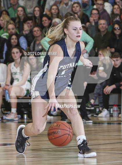 Thumbnail 3 in Putnam Valley vs Irvington (Section 1 Class B Final) photogallery.
