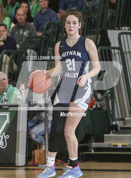 Thumbnail 3 in Putnam Valley vs Irvington (Section 1 Class B Final) photogallery.
