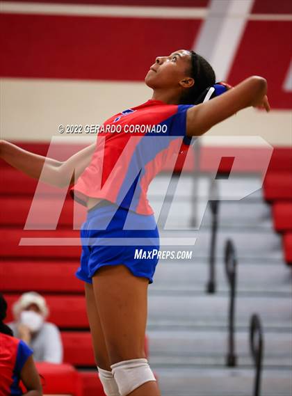 Thumbnail 3 in Highlands @ Ripon (CIF SJS D4 Playoff) photogallery.