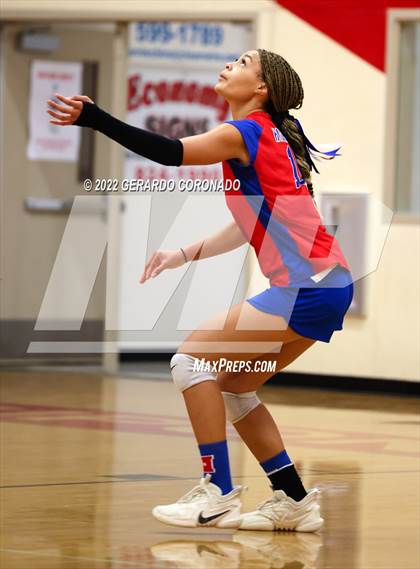 Thumbnail 1 in Highlands @ Ripon (CIF SJS D4 Playoff) photogallery.