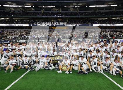 Thumbnail 1 in Southlake Carroll vs. Vandegrift (UIL 6A Division II Final Medal Ceremony) photogallery.