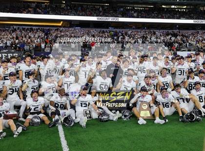 Thumbnail 2 in Southlake Carroll vs. Vandegrift (UIL 6A Division II Final Medal Ceremony) photogallery.