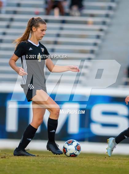 Thumbnail 2 in Pinecrest vs. Myers Park (1 of 2 - NCHSAA 4A Final - the game) photogallery.