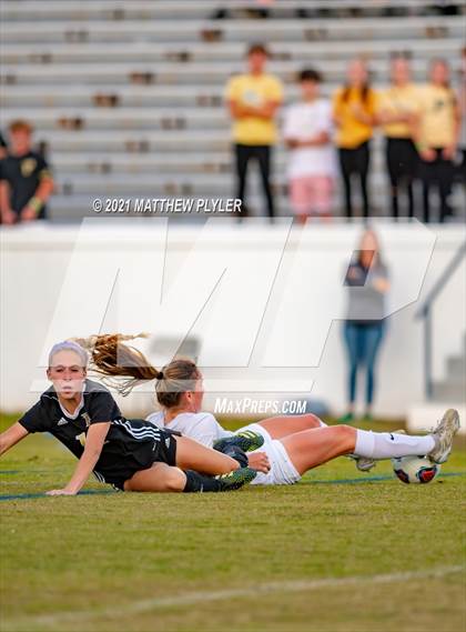 Thumbnail 1 in Pinecrest vs. Myers Park (1 of 2 - NCHSAA 4A Final - the game) photogallery.