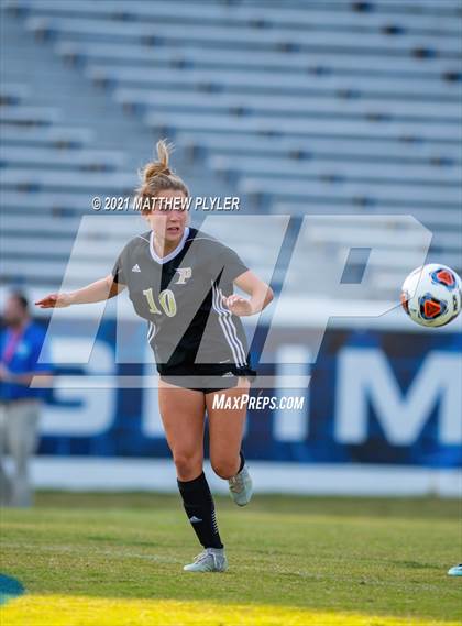 Thumbnail 2 in Pinecrest vs. Myers Park (1 of 2 - NCHSAA 4A Final - the game) photogallery.