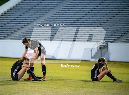Thumbnail 1 in Pinecrest vs. Myers Park (1 of 2 - NCHSAA 4A Final - the game) photogallery.