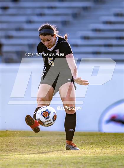 Thumbnail 1 in Pinecrest vs. Myers Park (1 of 2 - NCHSAA 4A Final - the game) photogallery.