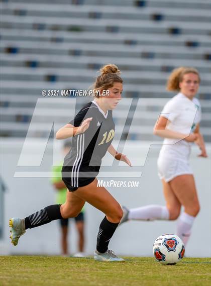 Thumbnail 2 in Pinecrest vs. Myers Park (1 of 2 - NCHSAA 4A Final - the game) photogallery.