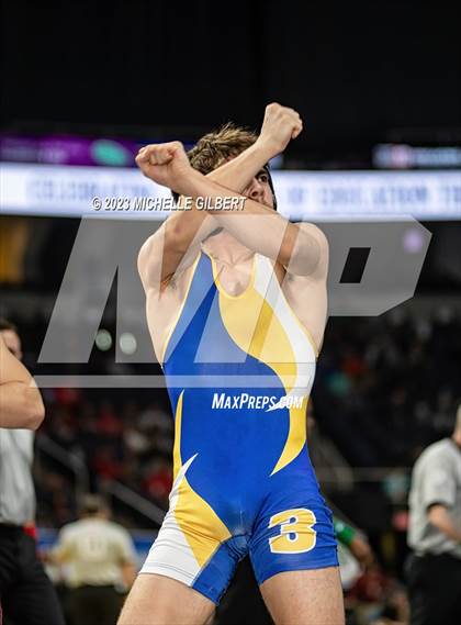 Thumbnail 1 in NYSPHSAA Division 2 Round 1 & 2 photogallery.