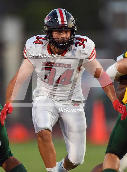 Thumbnail 2 in Goose Creek Memorial vs. Klein Forest photogallery.